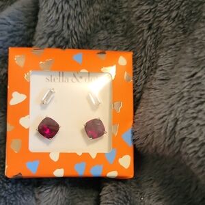 Stella & Dot Fuchsia Cushion Cut Earrings New In Box